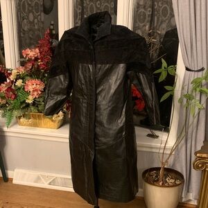 Chic Black Leather Trench Coat